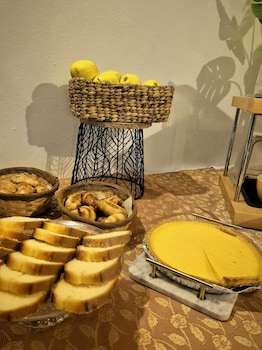 hotel claris valiug