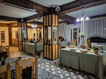 hotel claris valiug