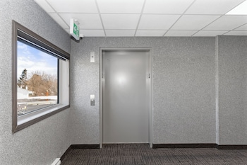 lux suites extended stay