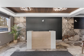lux suites extended stay