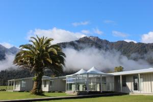 franz josef oasis