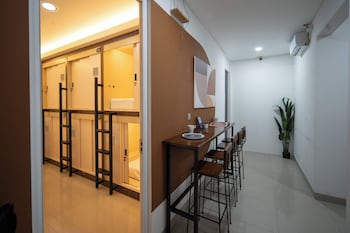 Cove Casanino,,2 star