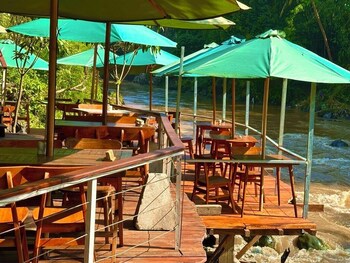 puunee wild river resto and villas