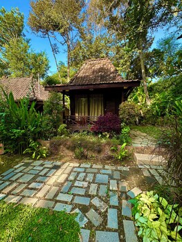 puunee wild river resto and villas