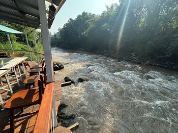 puunee wild river resto and villas