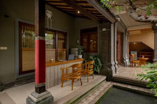 togog polos ubud house