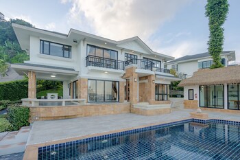 golden horizon villa