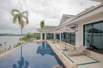 golden horizon villa