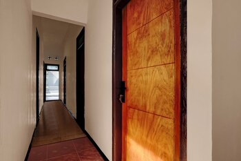 oyo 95035 harmony guest house syariah
