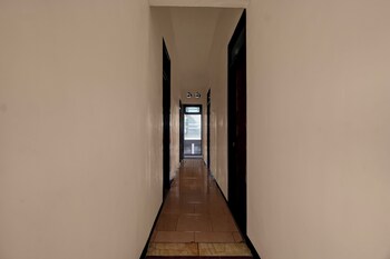 oyo 95035 harmony guest house syariah