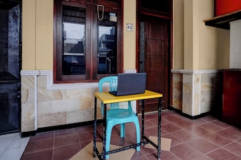 oyo 95035 harmony guest house syariah