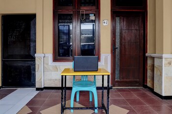 oyo 95035 harmony guest house syariah