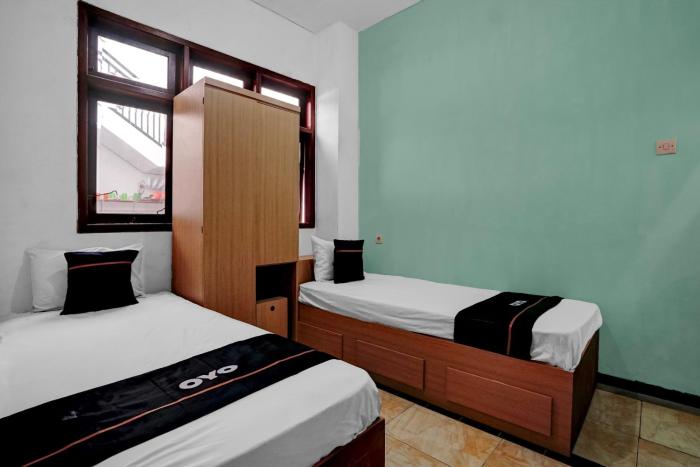 oyo 95035 harmony guest house syariah
