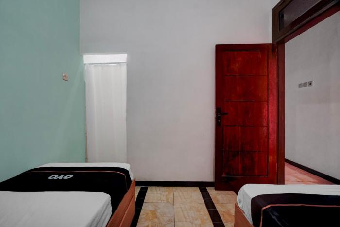 oyo 95035 harmony guest house syariah