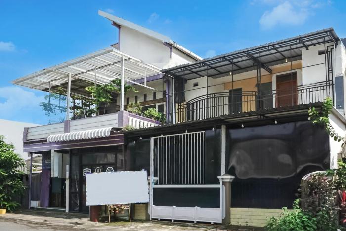 oyo 95035 harmony guest house syariah