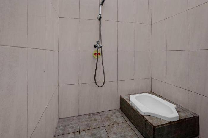 oyo 95035 harmony guest house syariah