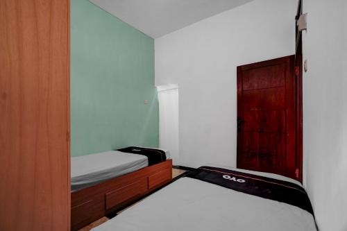 oyo 95035 harmony guest house syariah