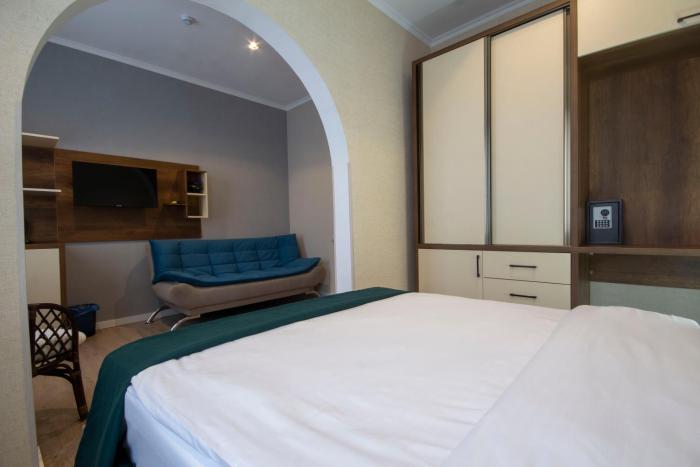 kinor david glatt kosher hotel