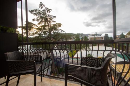 kinor david glatt kosher hotel