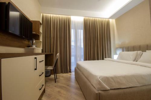 kinor david glatt kosher hotel