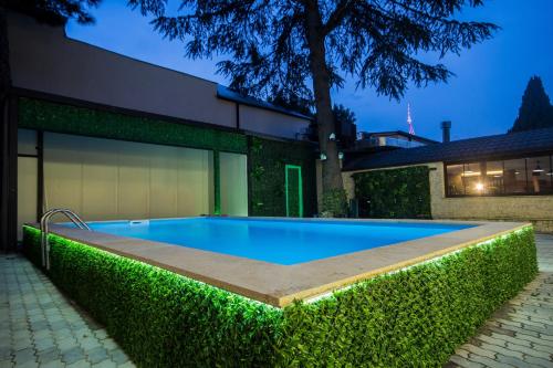 kinor david glatt kosher hotel