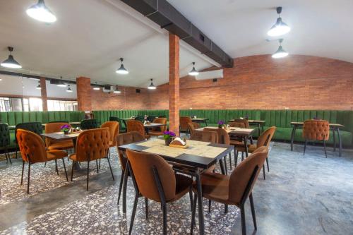kinor david glatt kosher hotel