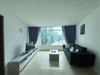 vortex suites walkway to klcc