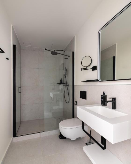 limehome athens agora