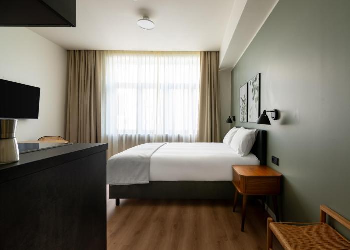 limehome athens agora