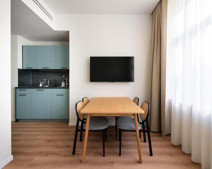 limehome athens agora