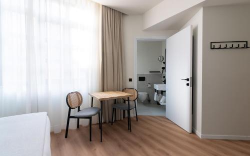 limehome athens agora