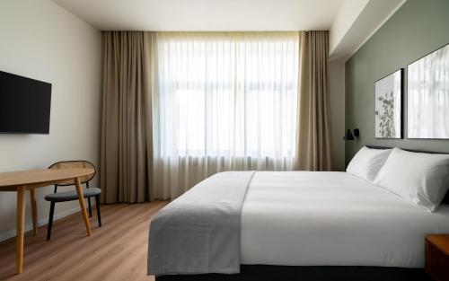 limehome athens agora
