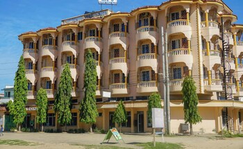 haveton hotel and apartments