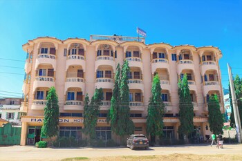 haveton hotel and apartments