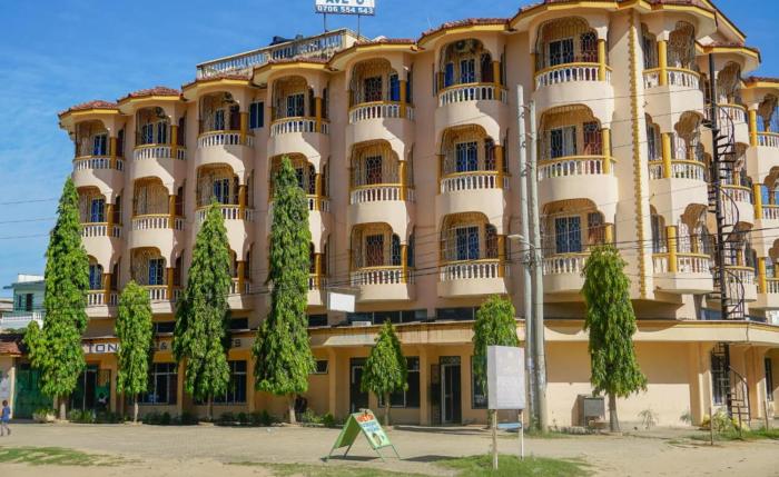 haveton hotel and apartments