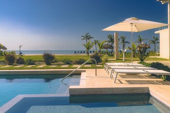 villas residences by playa caracol resorts