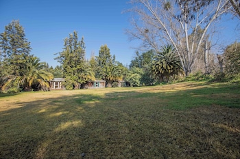Lodge Los Naranjos De Mallarauco,,5 star