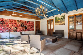 Lodge Los Naranjos De Mallarauco,,5 star