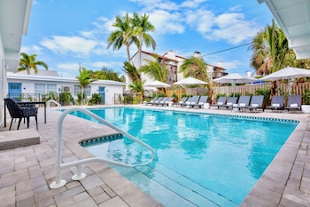 Azul Resort Siesta Key,,3 star