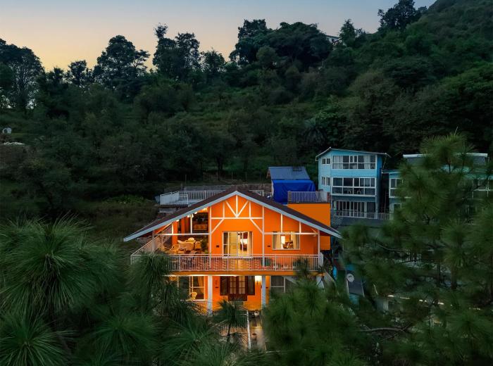 ama stays and trails white hackle dharamshala