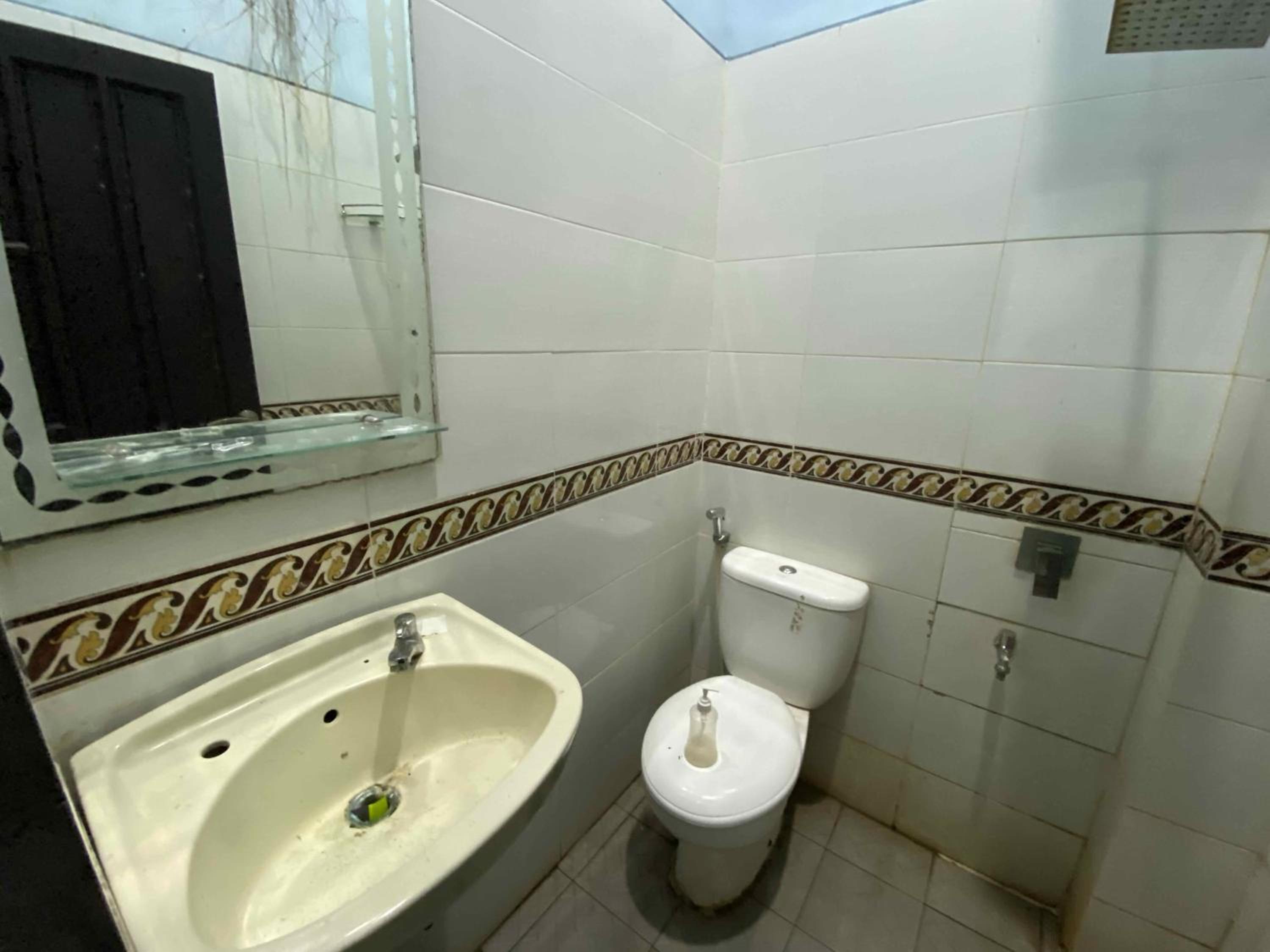hotel o near universitas palangka raya