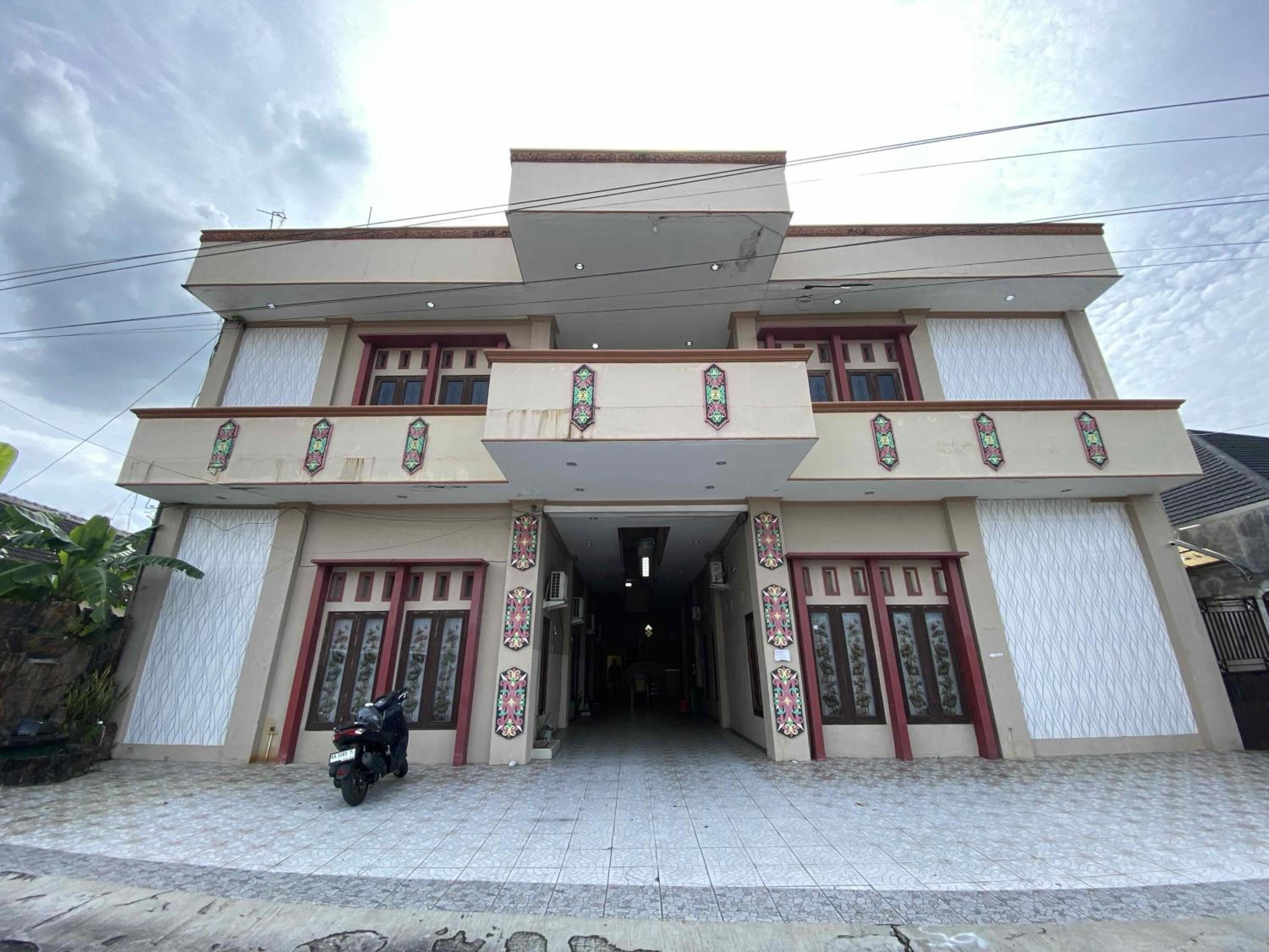 hotel o near universitas palangka raya