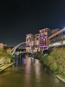 century club luxury apartment hotels