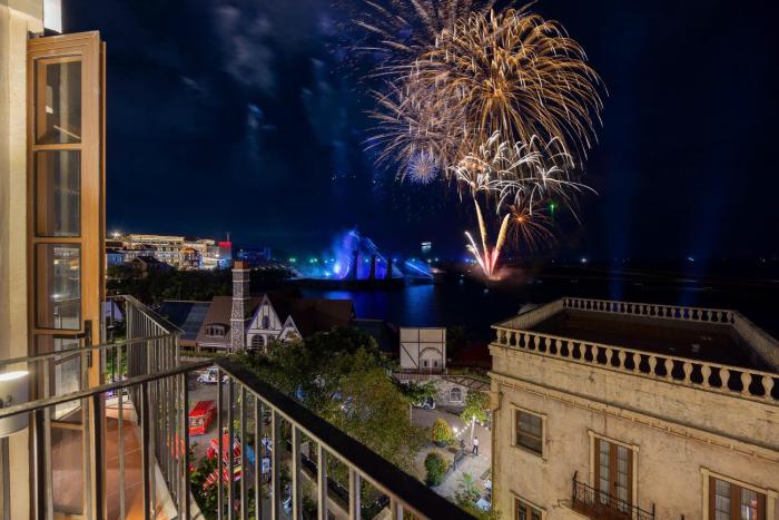 zao hotel firework and sea view