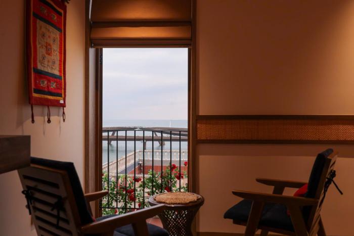 zao hotel firework and sea view