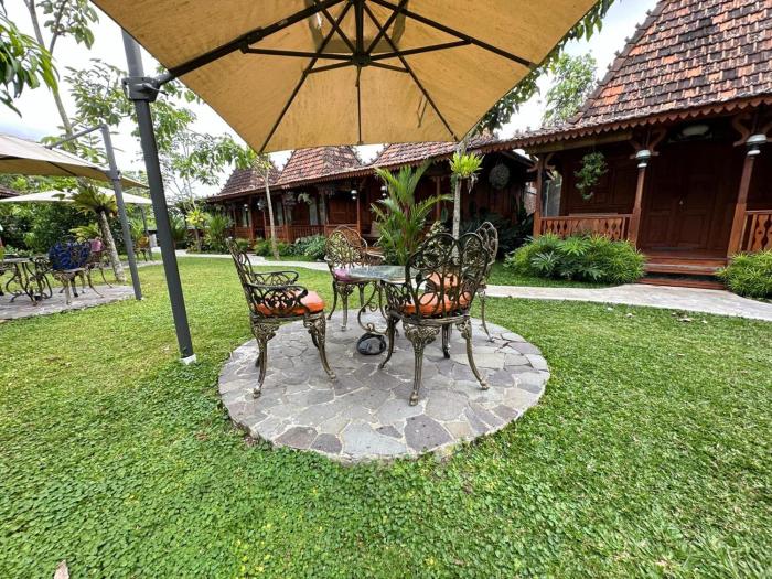 nglaras resort yogyakarta