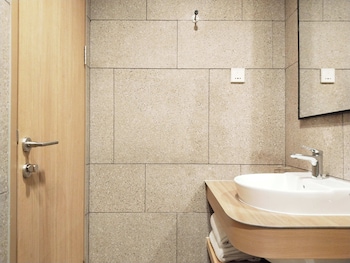 45 Antasari Suite Powered By Cocotel,,2 star
