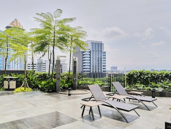 45 antasari suite powered by cocotel