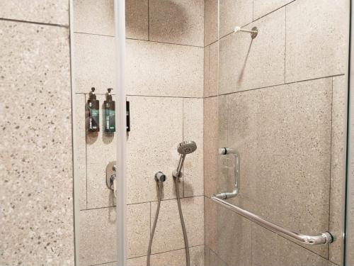 45 antasari suite powered by cocotel