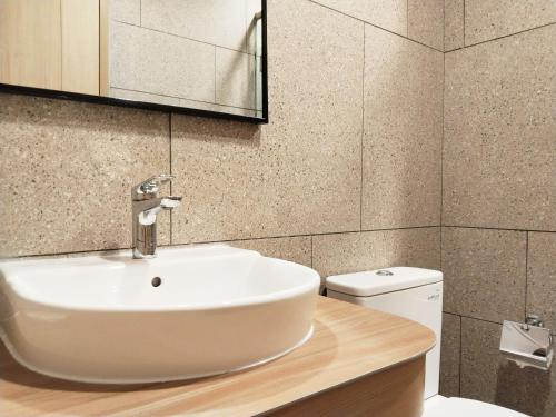 45 antasari suite powered by cocotel